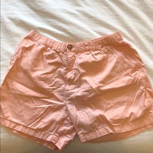 Chubbies Large Salmon colored shorts